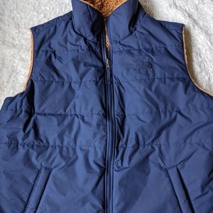 New North Face Navy And Brown Sherpa Vest